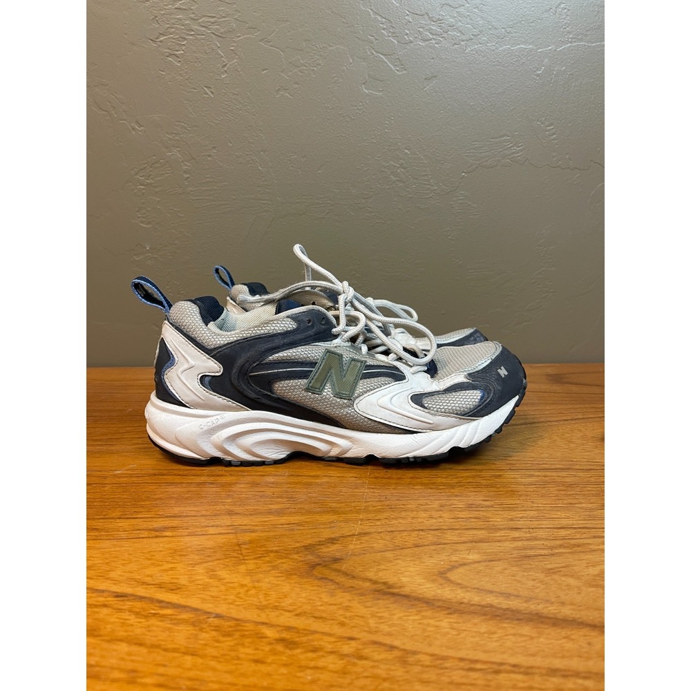 New Balance 400 Shoes White Womens 9.5 Running Sneakers Outdoor Retro